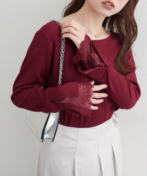 natural couture(ナチュラルクチュール)の「【WEB限定】レース袖切り替えカットソー(Tシャツ/カットソー・レディース・チャコールグレー/オフホワイト/ブラック/ピンク系その他/ボルドー/ブルー・FREE)」の6枚目の写真