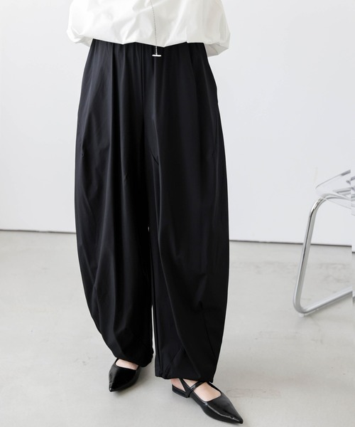 La-gemme（ラジェム）の「カーブ ワイドパンツ（その他パンツ・レディース・カーキ/ブラック/ベージュ・フリー）」の4枚目の写真