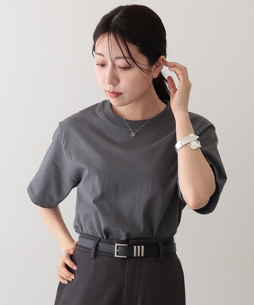 DAYRA(デイラ)の「コットン クルーネック ベーシック 半袖 Tシャツ(Tシャツ/カットソー・レディース・ブラック/グレイッシュベージュ/グレー/ホワイト/ネイビー・S/L/XL/M)」の17枚目の写真