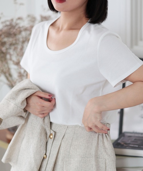 Ruwan yu（ルワンユー）の「シルクタッチUネックTシャツ【大きいサイズ対応】（Tシャツ/カットソー・レディース・ホワイト/ブラック・L/LL/3L/4L）」の3枚目の写真