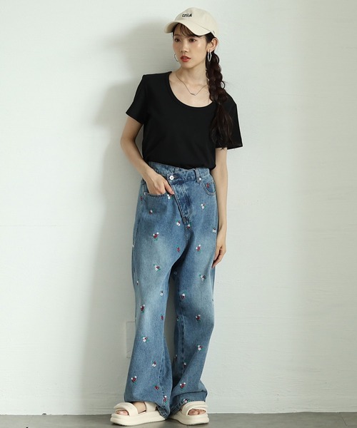 Ruwan yu（ルワンユー）の「シルクタッチUネックTシャツ【大きいサイズ対応】（Tシャツ/カットソー・レディース・ホワイト/ブラック・L/LL/3L/4L）」の15枚目の写真