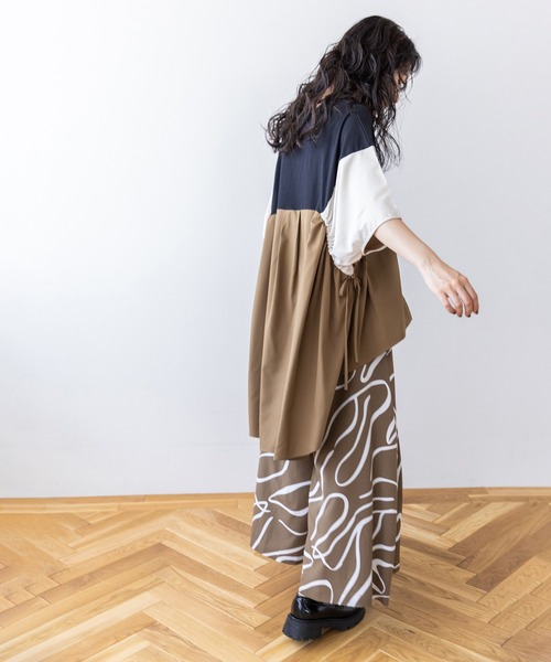 OSMOSIS(オズモーシス)の「プリントフレアーパンツ(その他パンツ・レディース・ブラック/ブルーグレー/カーキ・ONE SIZE)」の9枚目の写真