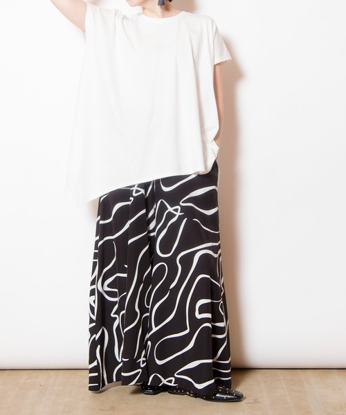 OSMOSIS(オズモーシス)の「プリントフレアーパンツ(その他パンツ・レディース・ブラック/ブルーグレー/カーキ・ONE SIZE)」の20枚目の写真