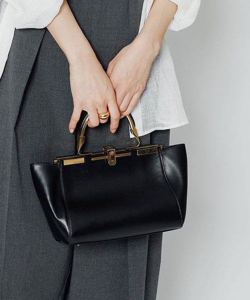 Zanchetti（ザンチェッティ）の「【ZANCHETTI / ザンケッティ】CALF AMLETO 20：バッグ（ショルダーバッグ・レディース・ブラック・FREE）」の3枚目の写真