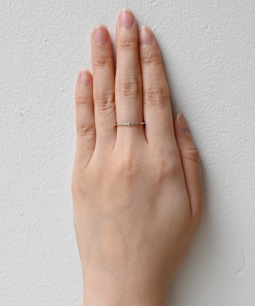 sowi（ソーイ）の「SV925　Talat　誕生石　シンプル　リング（リング・レディース・ライトブルー/ダークブルー/パープル/イエロー/ホワイト/グリーン/ライトグリーン/ピンク/レッド/ワインレッド/オフホワイト/ブルー・#11/#9）」の17枚目の写真