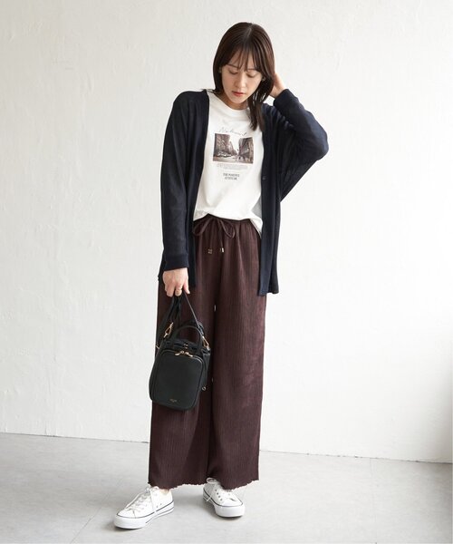 ikka（イッカ）の「シアーフライスドルマンカーディガン（カーディガン/ボレロ・レディース・ベージュ/ネイビー/ダークベージュ・M/L/S）」の4枚目の写真