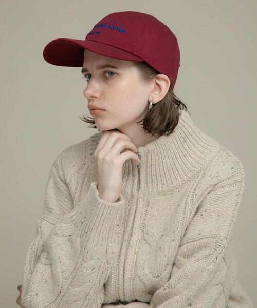 URBAN RESEARCH Sonny Label（アーバンリサーチサニーレーベル）の「エンブロイダリーロゴキャップ（キャップ・レディース・ブルー/ボルドー/ブラウン・ONE）」の3枚目の写真
