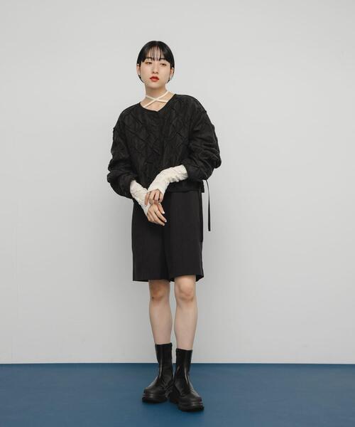 KBF（ケイビーエフ）の「シャーリングショートジャケット（ブルゾン・レディース・アイボリー/ブラック・ONE）」の6枚目の写真