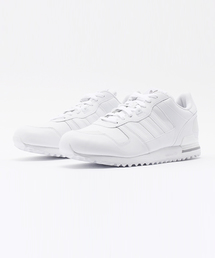 ホワイト スポーツスニーカー adidas（アディダス）の「adidas スニーカーG62110 ZX 700