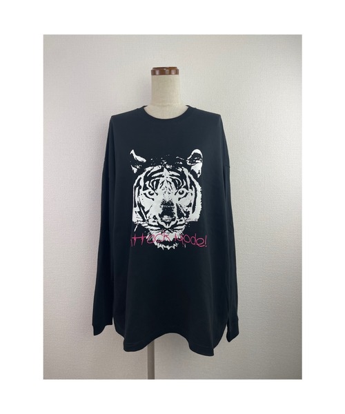 WORLD WIDE LOVE!(ワールドワイドラブ)の「ATTACK BIG ロンTEE(Tシャツ/カットソー・レディース・オフホワイト/ブラック/サックスブルー・1)」の8枚目の写真