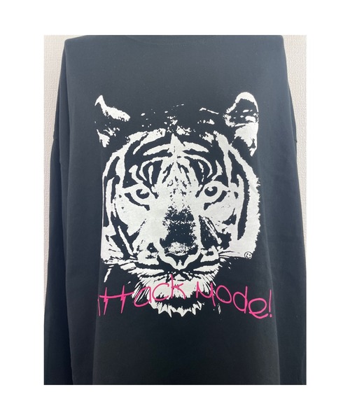 WORLD WIDE LOVE!(ワールドワイドラブ)の「ATTACK BIG ロンTEE(Tシャツ/カットソー・レディース・オフホワイト/ブラック/サックスブルー・1)」の11枚目の写真