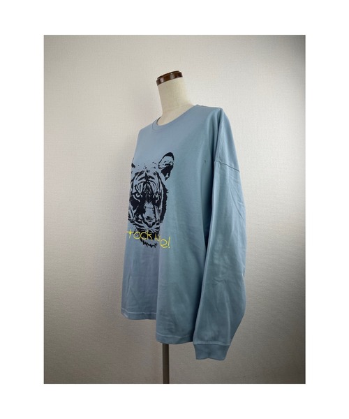 WORLD WIDE LOVE!(ワールドワイドラブ)の「ATTACK BIG ロンTEE(Tシャツ/カットソー・レディース・オフホワイト/ブラック/サックスブルー・1)」の14枚目の写真