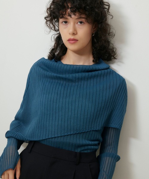 qualite（カリテ）の「【スヌード取り外し可能】ワイドリブシアースヌードニット/2WAY/秋服/冬服（ニット/セーター・レディース・ダークオレンジ/ブルー/チャコールグレー・フリー）」の2枚目の写真