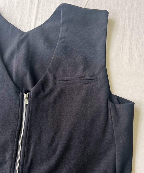 Q（キュー）の「セルフカットオールインワン（サロペット/オーバーオール・レディース・ブラック/キャメル・MEDIUM）」の7枚目の写真