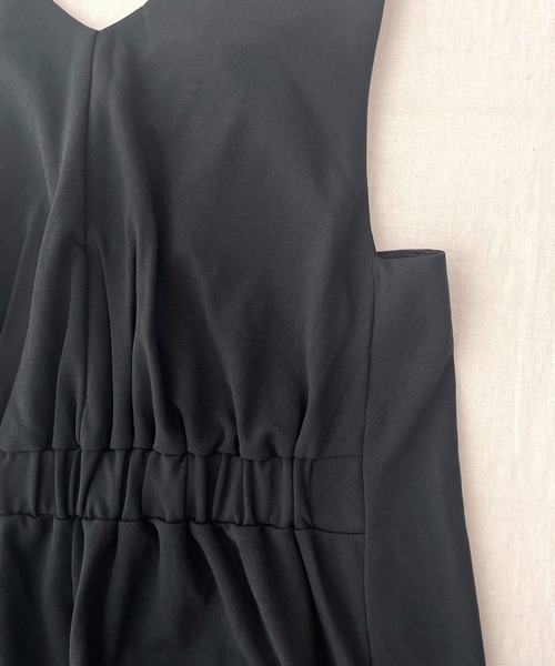 Q（キュー）の「セルフカットオールインワン（サロペット/オーバーオール・レディース・ブラック/キャメル・MEDIUM）」の3枚目の写真