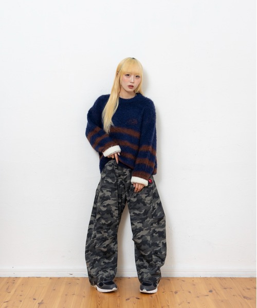 kaoyorinakami(カオヨリナカミ)の「HALF-STRIPE KNIT / ハーフストライプニット(ニット/セーター・メンズ・ネイビー/グレー・X-LARGE/LARGE/MEDIUM/SMALL)」の4枚目の写真