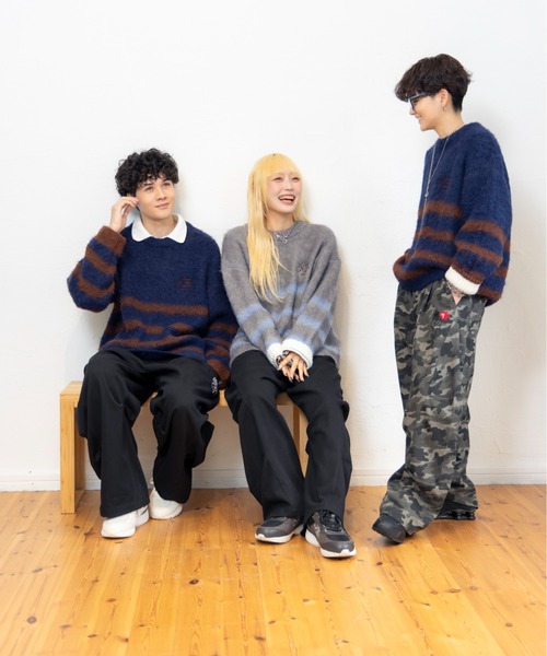 kaoyorinakami(カオヨリナカミ)の「HALF-STRIPE KNIT / ハーフストライプニット(ニット/セーター・メンズ・ネイビー/グレー・X-LARGE/LARGE/MEDIUM/SMALL)」の10枚目の写真