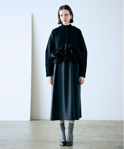 Marilyn Moon（マリリンムーン）の「spiral taffeta raffle knit jacket（その他アウター・レディース・ブラック/ネイビー・FREE）」の16枚目の写真