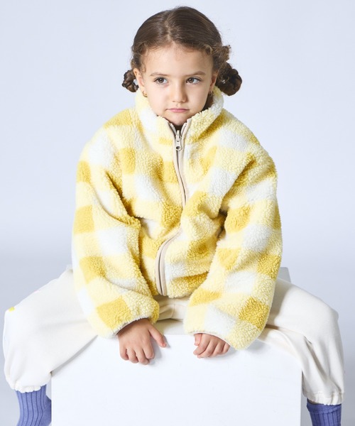 pairmanon（ペアマノン）の「【エアサーマル】ガールズ  総柄 リバーシブル ボアブルゾン（ブルゾン・キッズ・ピンク系その他/イエロー系その他/ベージュ/ピンク・XS/S/M/L）」の5枚目の写真