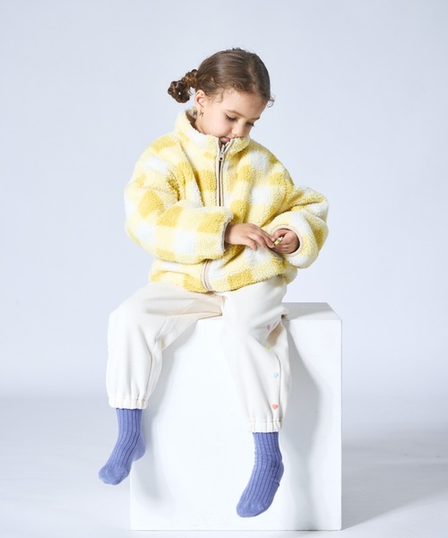 pairmanon（ペアマノン）の「【エアサーマル】ガールズ  総柄 リバーシブル ボアブルゾン（ブルゾン・キッズ・ピンク系その他/イエロー系その他/ベージュ/ピンク・XS/S/M/L）」の6枚目の写真