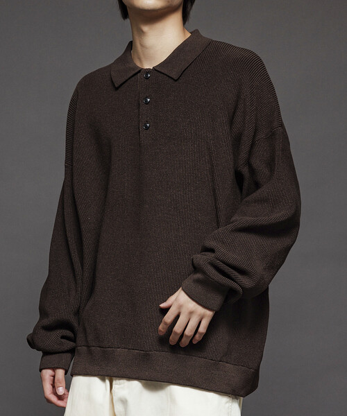 FREAK'S STORE(フリークスストア)の「限定展開 リラックスフィット 片畦編み ポロカラー ニット(ニット/セーター・メンズ・ネイビー/チャコールグレー/ブラウン/ブラック・LARGE/MEDIUM/SMALL)」の3枚目の写真