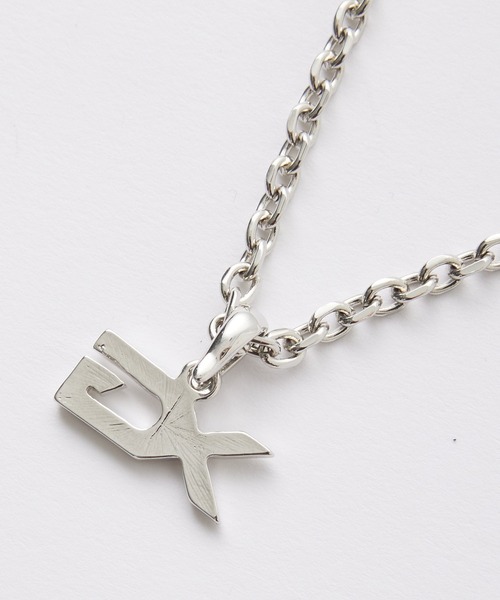 X-girl（エックスガール）の「XG EMBLEM RHINESTONE NECKLACE（ネックレス・レディース・シルバー/ゴールド・ONE SIZE）」の5枚目の写真