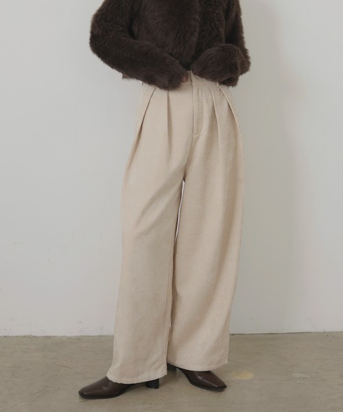 LIAN（リアン）の「ベロアタックワイドパンツ（スラックス・レディース・ブラック/ブラウン/アイボリー/ベージュ・FREE）」の2枚目の写真