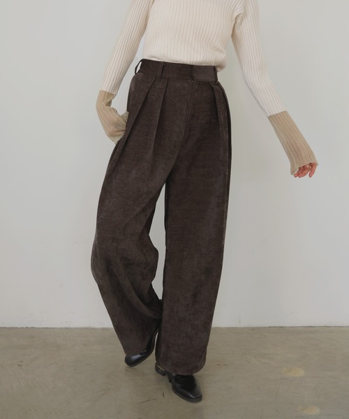 LIAN（リアン）の「ベロアタックワイドパンツ（スラックス・レディース・ブラック/ブラウン/アイボリー/ベージュ・FREE）」の8枚目の写真