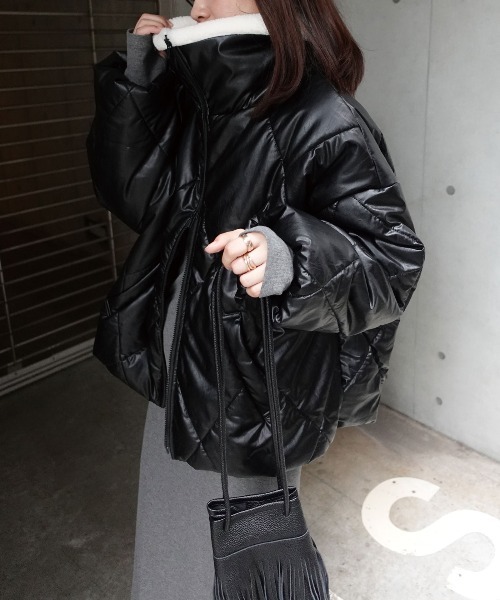 CORNERS(コーナーズ)の「コーデを考えなくていい、主役アウター。ビンテージプリントフェイクレザーブルゾン(ダウンジャケット/コート・レディース・アイボリー/ブラック/ブラウン・M)」の4枚目の写真