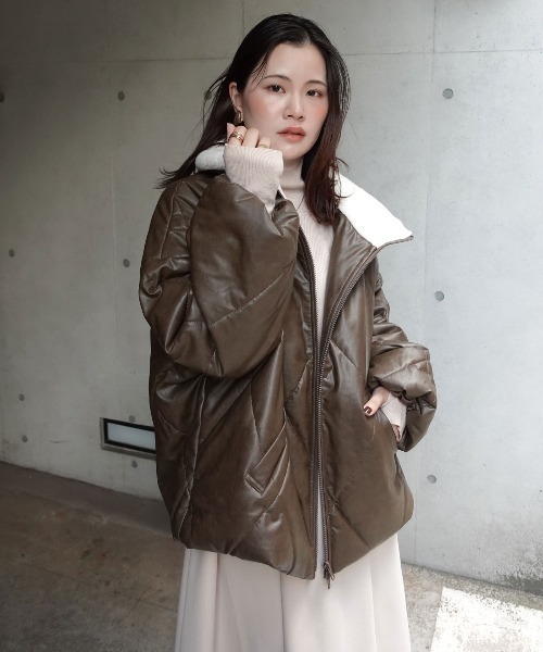 CORNERS(コーナーズ)の「コーデを考えなくていい、主役アウター。ビンテージプリントフェイクレザーブルゾン(ダウンジャケット/コート・レディース・アイボリー/ブラック/ブラウン・M)」の10枚目の写真