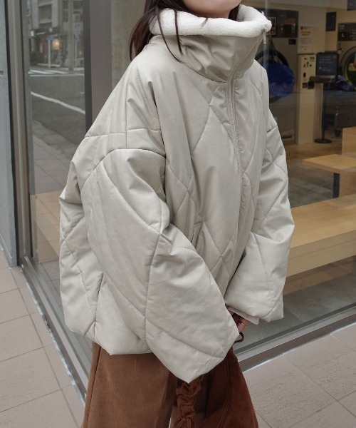 CORNERS(コーナーズ)の「コーデを考えなくていい、主役アウター。ビンテージプリントフェイクレザーブルゾン(ダウンジャケット/コート・レディース・アイボリー/ブラック/ブラウン・M)」の16枚目の写真