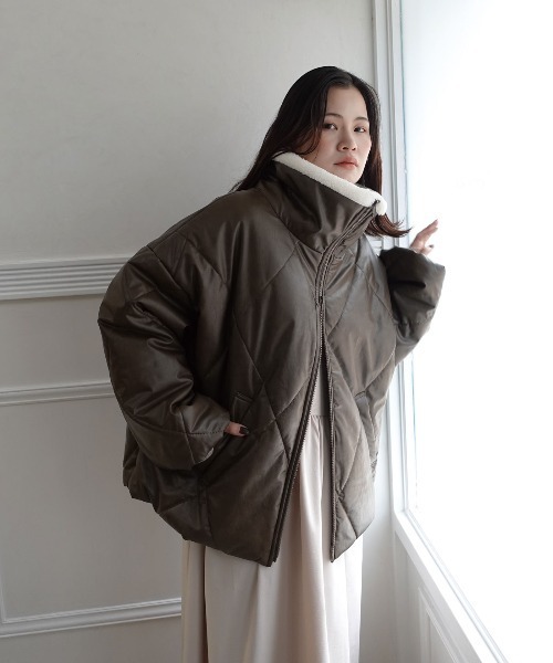 CORNERS(コーナーズ)の「コーデを考えなくていい、主役アウター。ビンテージプリントフェイクレザーブルゾン(ダウンジャケット/コート・レディース・アイボリー/ブラック/ブラウン・M)」の17枚目の写真