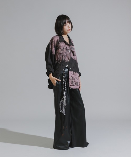 Chick（チック）の「Wood Bead Cord with Bandana Faux Leather Flare Wide Pants / バンダナ付きウッドビーズコード フェイクレザー フレアワイドパンツ 暖パン（その他パンツ・レディース・ブラック/ブラウン・FREE）」の10枚目の写真