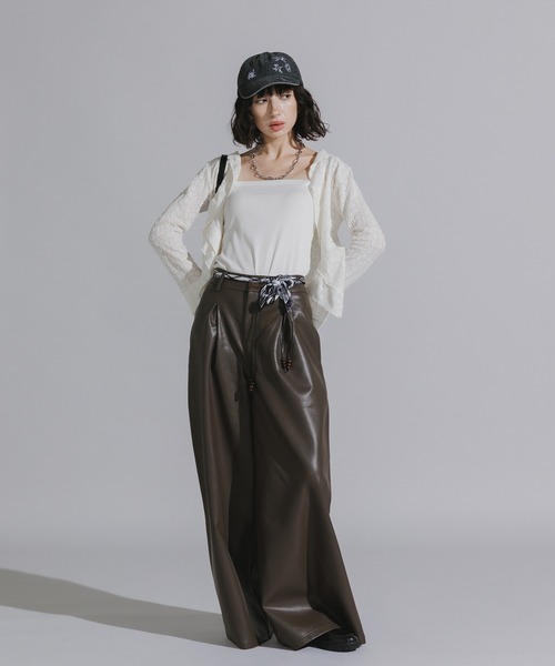 Chick（チック）の「Wood Bead Cord with Bandana Faux Leather Flare Wide Pants / バンダナ付きウッドビーズコード フェイクレザー フレアワイドパンツ 暖パン（その他パンツ・レディース・ブラック/ブラウン・FREE）」の18枚目の写真