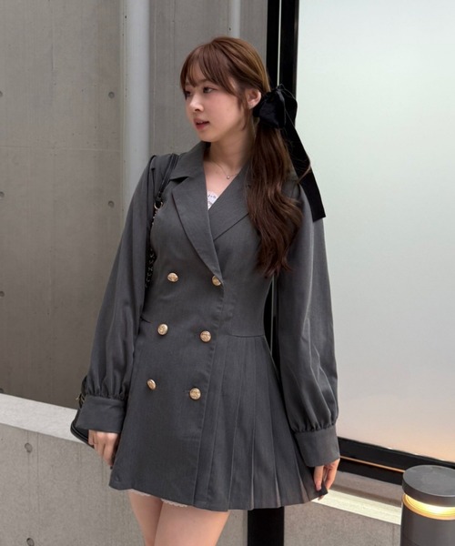 continuer de NICE CLAUP（コンティニューデナイスクラップ）の「テーラードミニプリーツワンピース（ワンピース・レディース・チェック/ブラウン/トップグレー・FREE）」の5枚目の写真