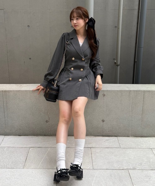 continuer de NICE CLAUP（コンティニューデナイスクラップ）の「テーラードミニプリーツワンピース（ワンピース・レディース・チェック/ブラウン/トップグレー・FREE）」の6枚目の写真