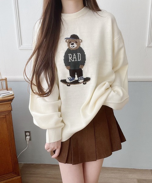 SAMANTHUA TAIWAN クマ柄セーター S セール】ゆるかわクマ柄ニットクルー（ニット/セーター）｜Nana(ナナ