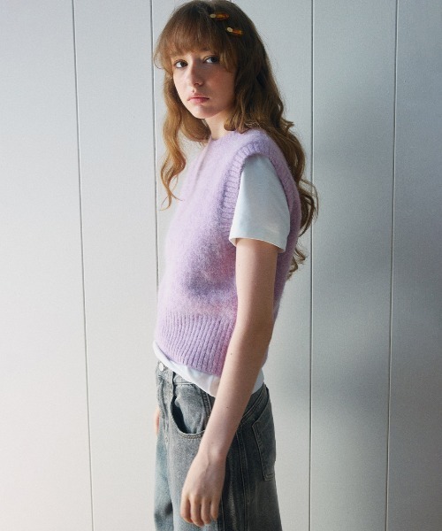 ELOOPS（イーループス）の「【ELOOPS】シャギーアルパカクルーネッククロップド丈ニットベスト（ベスト・レディース・アイボリー/ライラック/グレー/ブラウン・FREE）」の10枚目の写真