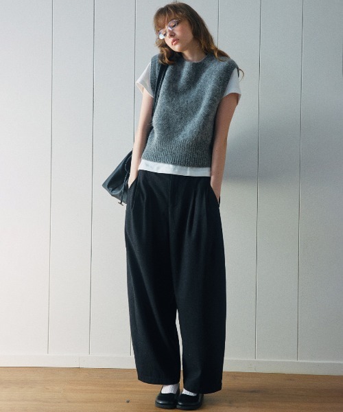 ELOOPS（イーループス）の「【ELOOPS】シャギーアルパカクルーネッククロップド丈ニットベスト（ベスト・レディース・アイボリー/ライラック/グレー/ブラウン・FREE）」の20枚目の写真