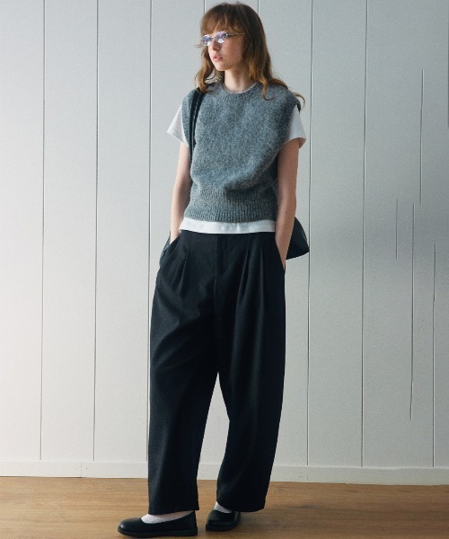 ELOOPS（イーループス）の「【ELOOPS】シャギーアルパカクルーネッククロップド丈ニットベスト（ベスト・レディース・アイボリー/ライラック/グレー/ブラウン・FREE）」の21枚目の写真