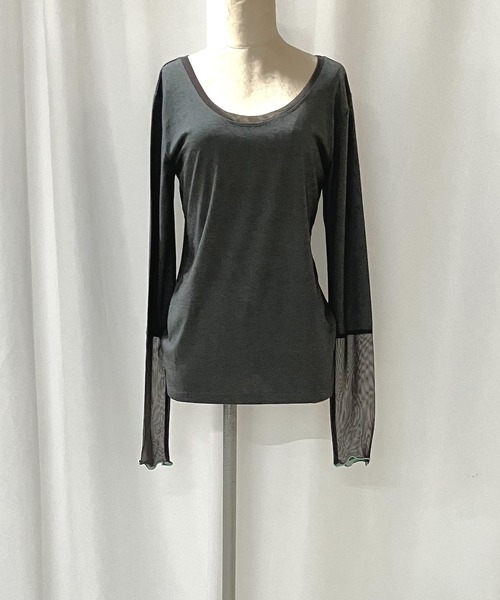 Q(キュー)の「チュールウォームインナー(Tシャツ/カットソー・レディース・チャコールグレー/アイボリー・MEDIUM)」の6枚目の写真