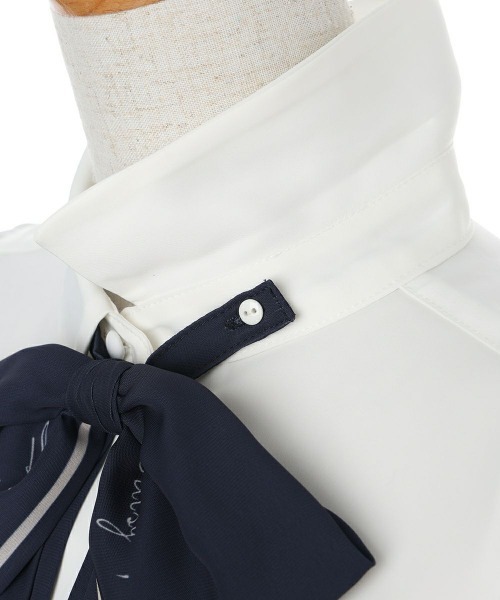 an another angelus（アンアナザーアンジェラス）の「スカーフ風ラッフルリボンタイ付き長袖ブラウス（シャツ/ブラウス・レディース・ベージュ/オフホワイト・FREE）」の3枚目の写真