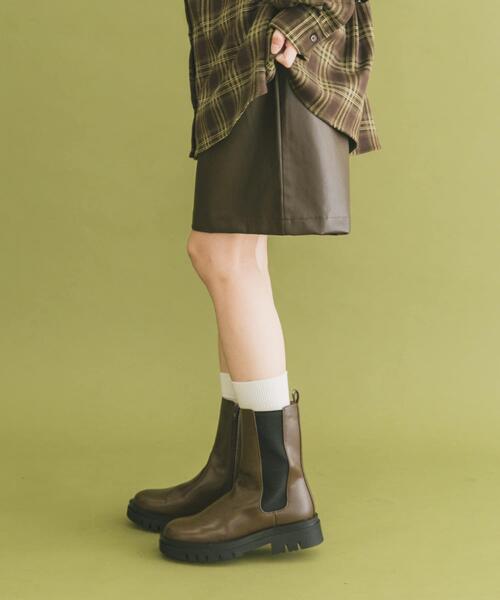 ITEMS URBANRESEARCH(アイテムズ アーバンリサーチ)の「ハーフレザーパンツ(その他パンツ・レディース・ブラウン/ブラック・FREE)」の17枚目の写真