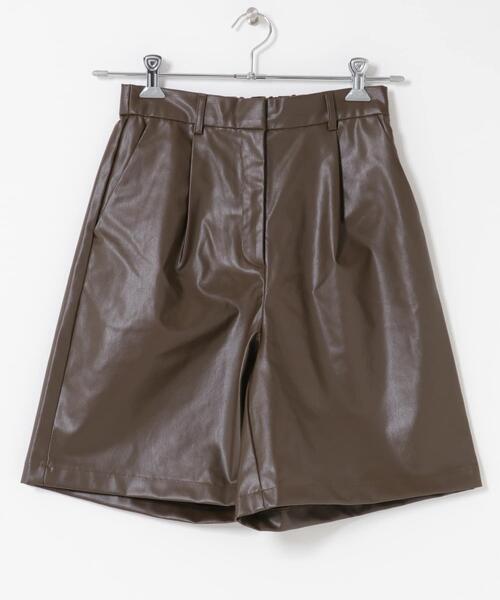 ITEMS URBANRESEARCH(アイテムズ アーバンリサーチ)の「ハーフレザーパンツ(その他パンツ・レディース・ブラウン/ブラック・FREE)」の3枚目の写真