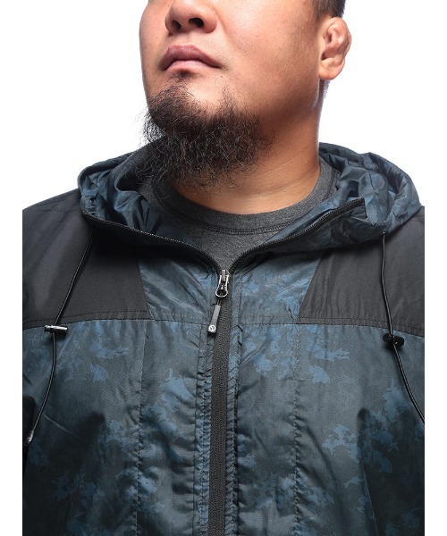 OUTDOOR PRODUCTS(アウトドアプロダクツ)の「OUTDOOR PRODUCTS (アウトドアプロダクツ) カモフラ柄 裏メッシュ ナイロン パーカー ブルゾン(ナイロンジャケット・メンズ・ネイビー・5L/3L)」の8枚目の写真