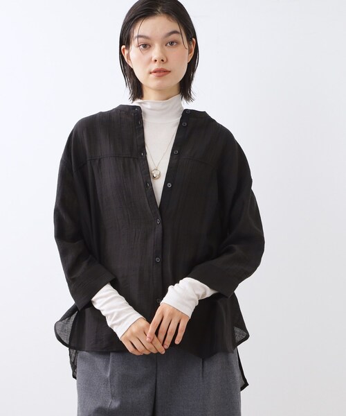 Reflect(リフレクト)の「【重ね着でも一枚着でも◎】バンドカラーオーバーサイズシャツブラウス(シャツ/ブラウス・レディース・ブラック/ライトオレンジ系/ナチュラル・09/11)」の4枚目の写真