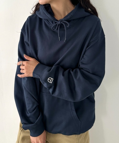 NEWTRAL PRODUCTS(ニュートラルプロダクツ)の「NEWTRAL(ニュートラル)/216 11.2oz Standard Emblem PO Hoodie/オーバーサイズ 裏毛 起毛なし 無地 ワッペン ワンポイント スウェット パーカー フーディー(パーカー・レディース・ブラック/グレー/ホワイト/ネイビー・S/M/XL/XXL/L)」の18枚目の写真