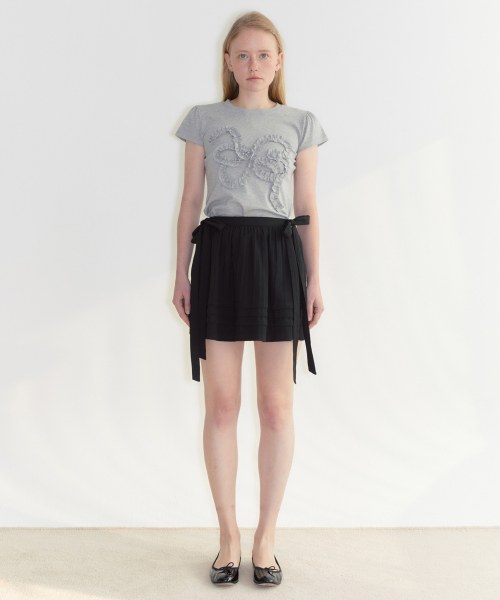 SINOON(シヌーン)の「Ribbon Mini Skirt (Black)(スカート・レディース・ブラック・FREE)」の2枚目の写真
