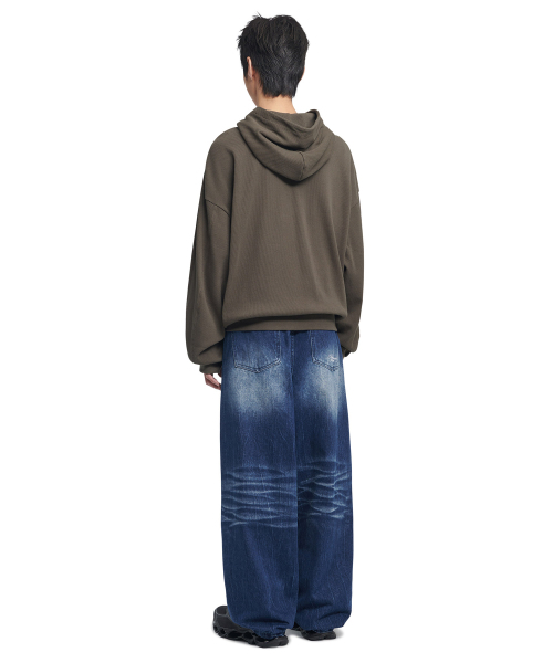 NOMANUAL(NOMANUAL)の「NM WAFFLE HOODED ZIP-UP - CHARCOAL(パーカー・レディース・その他・SMALL/MEDIUM/LARGE/X-LARGE)」の4枚目の写真