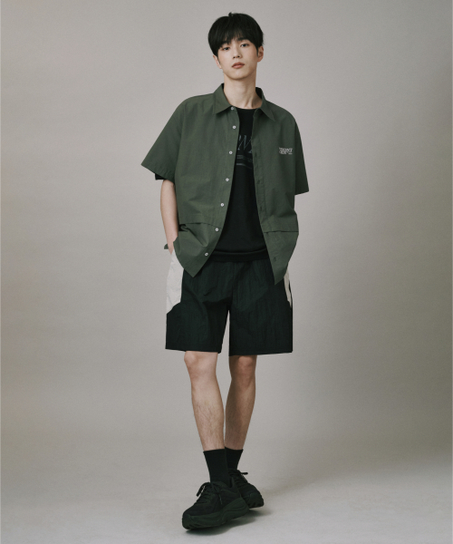 Verdnt（バーダント）の「オーバーフィットナイロンフラップシャツ[カーキ]（シャツ/ブラウス・レディース・カーキ・SMALL/MEDIUM/LARGE）」の5枚目の写真